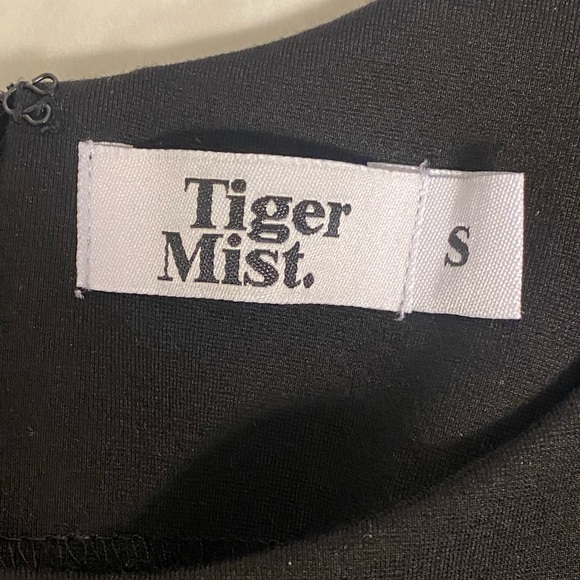 Tiger Mist Clara Pini Black front slit Revolve Mini Dress Size S - Picture 5 of 7